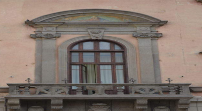 Balcone Palazzo Podestà e dipinto Lunetta, ultimati i lavori di restauro. L’assessore Allegrini: “Restituiamo alla città un pezzo di storia”