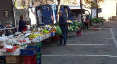 Il mercato di San Faustino si è momentaneamente spostato in piazza della Trinità
